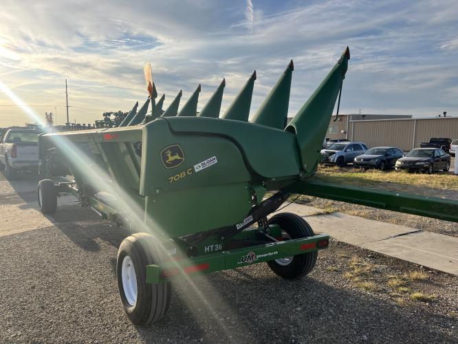John Deere 708C