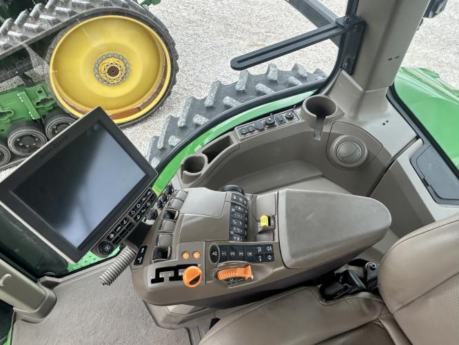 John Deere 8R 410