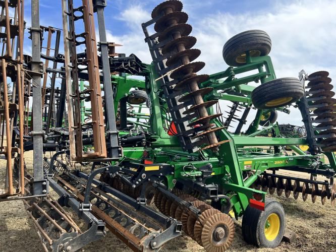 John Deere 2660VT