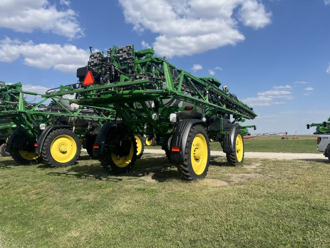 John Deere 412R
