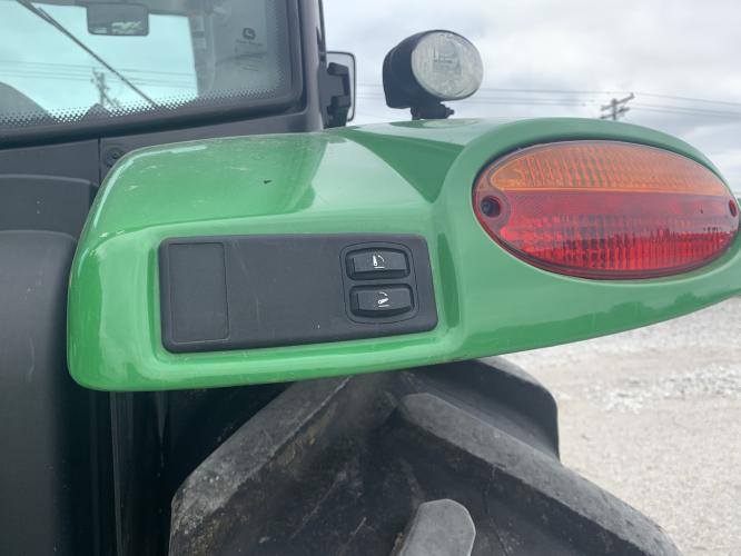 John Deere 6130R