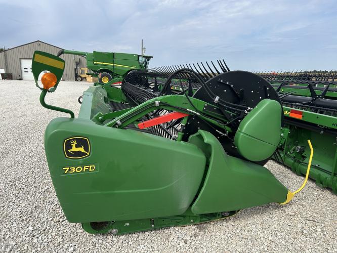 John Deere 730FD