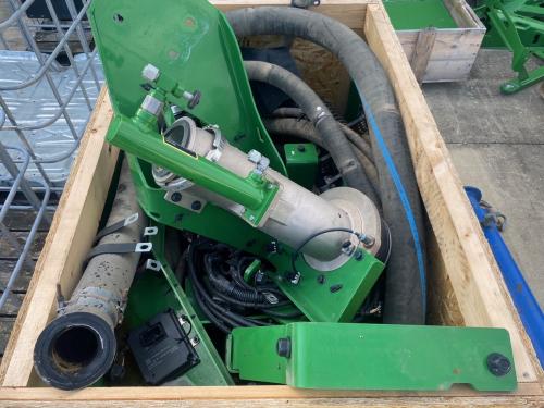 2023 John Deere 600R