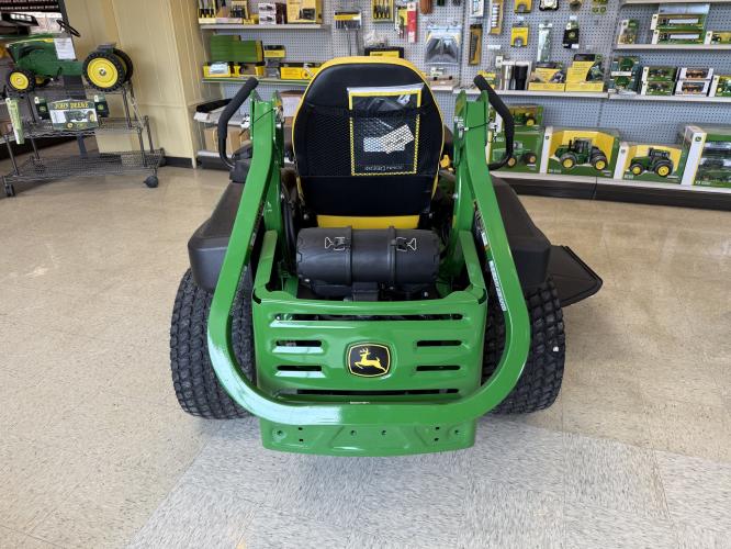 John Deere Z915E