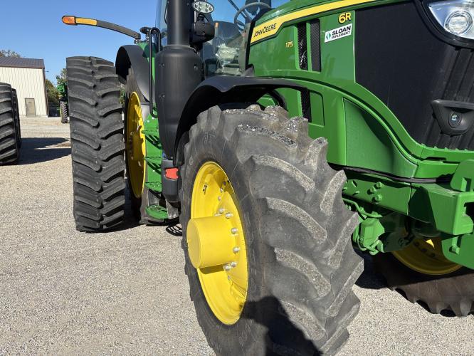 John Deere 6R 175