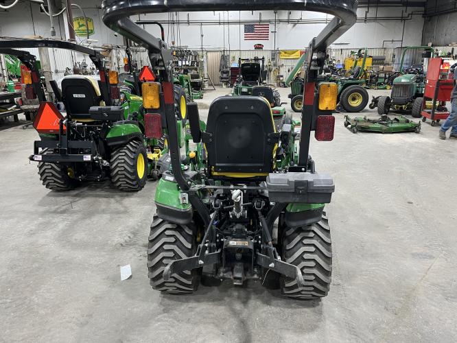 John Deere 1025R