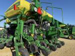 John Deere 1775NT
