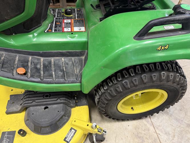 John Deere X530