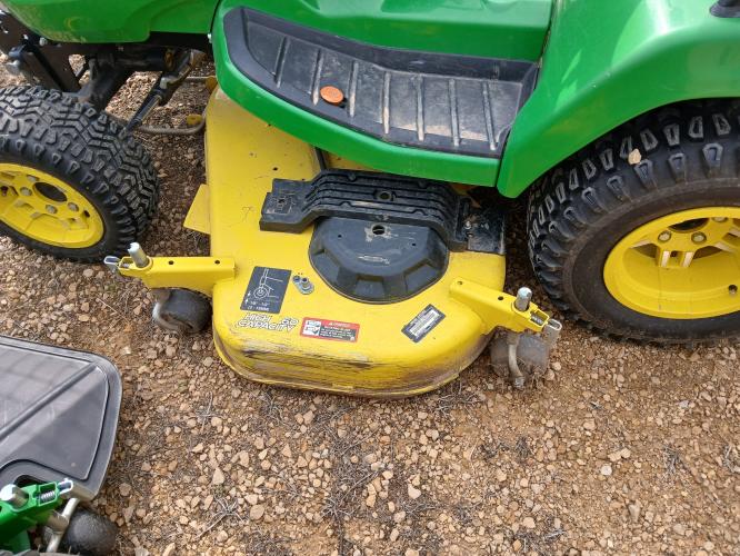 John Deere X758