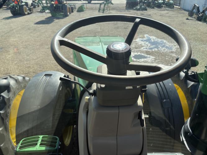 John Deere 8370R