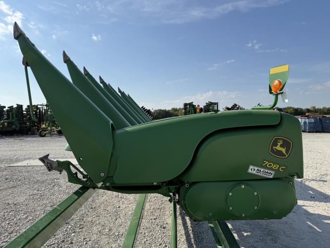John Deere 708C