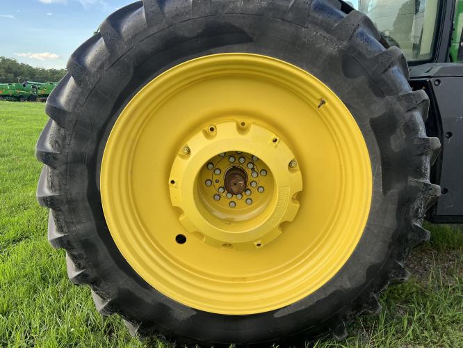 John Deere 8320R
