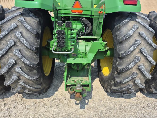 John Deere 9220
