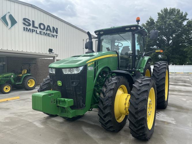 John Deere 8400R