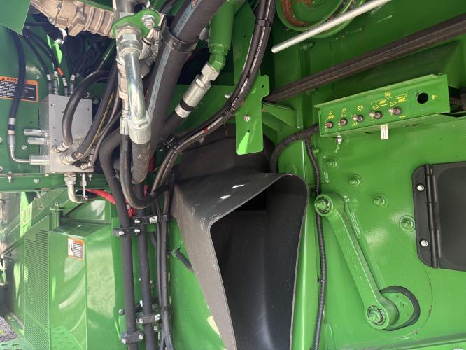 John Deere S790