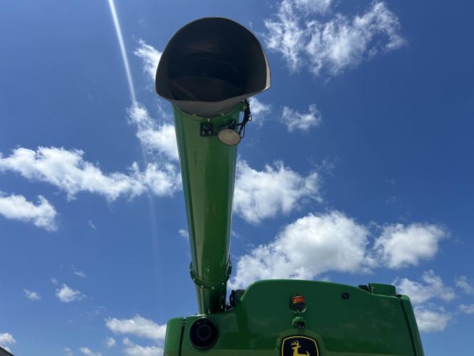 John Deere S770