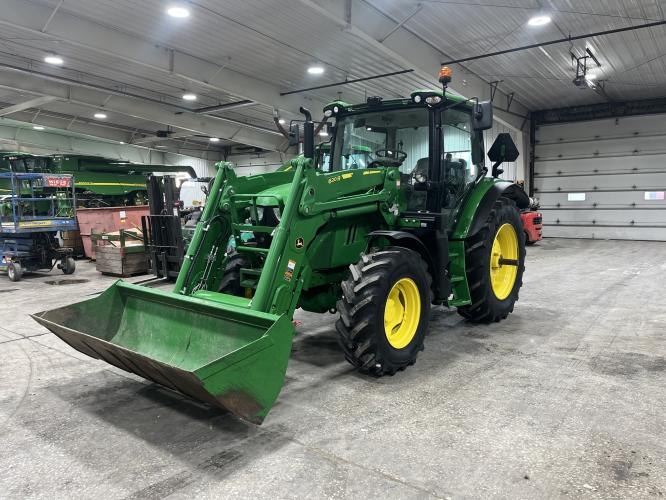 John Deere 6130R