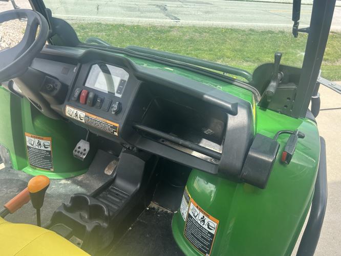 John Deere XUV 825I GREEN