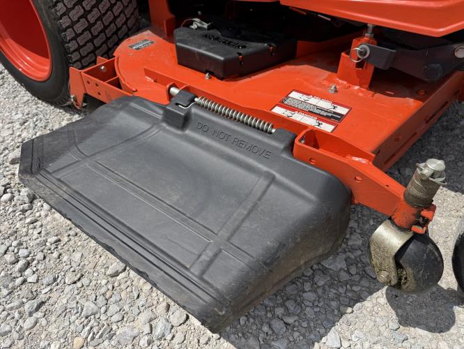 Kubota ZD1211