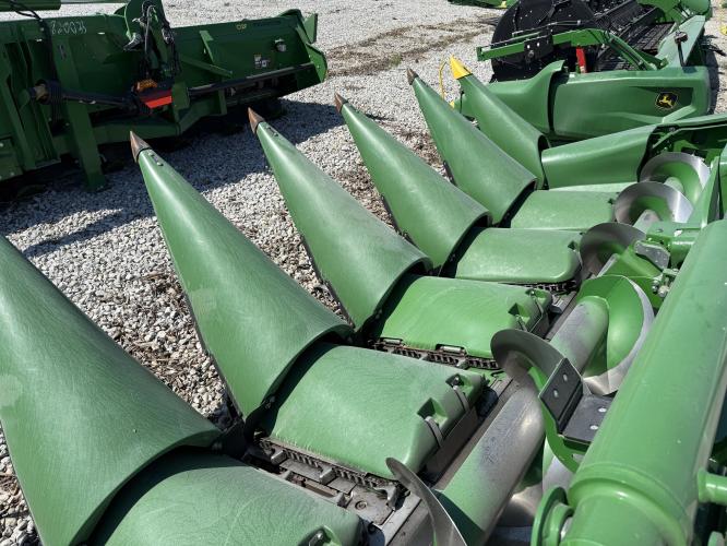 John Deere C12F