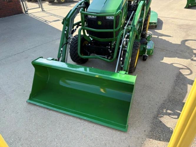 John Deere 2025R