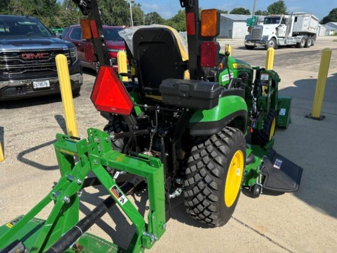 John Deere 2025R