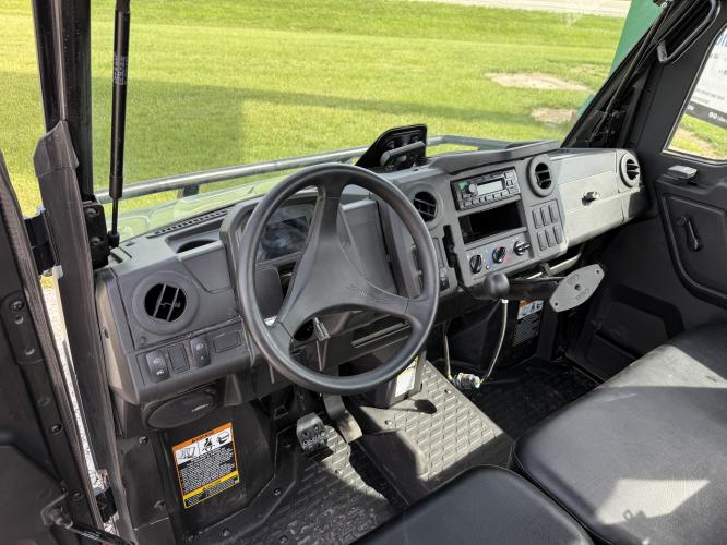 John Deere XUV835M HVAC Cab