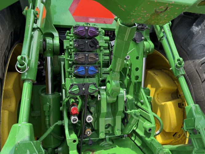 John Deere 8R 410