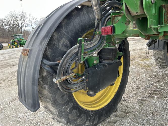 John Deere R4045