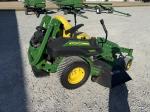John Deere Z930R