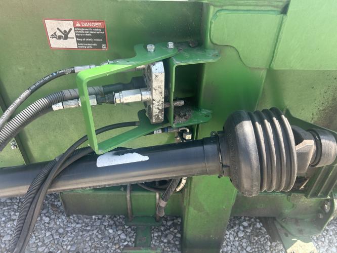 John Deere 708C