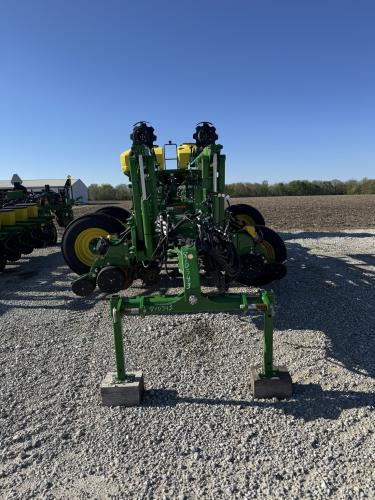 John Deere 1775NT