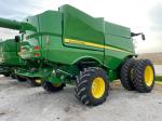 John Deere S770