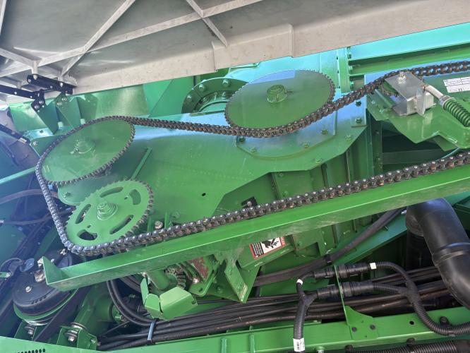 John Deere S770