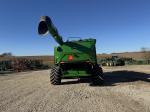 John Deere S7 700