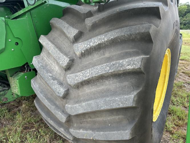 John Deere S680