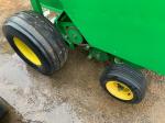 John Deere 566