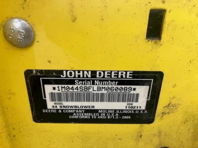 John Deere 44