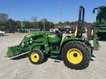 John Deere 3320