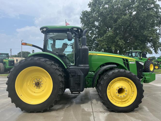 John Deere 8400R