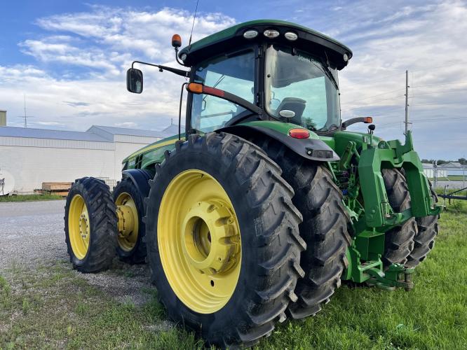 John Deere 8320R
