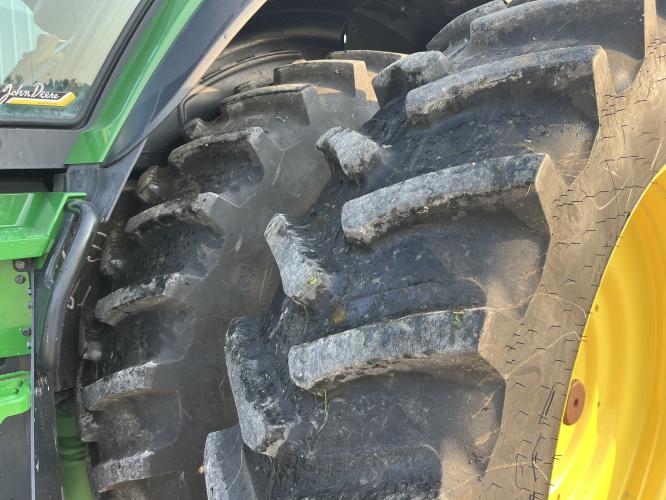 John Deere 8R 410