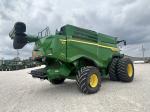 John Deere X9 1000