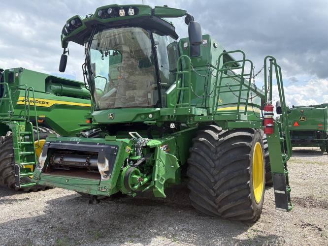 John Deere S790