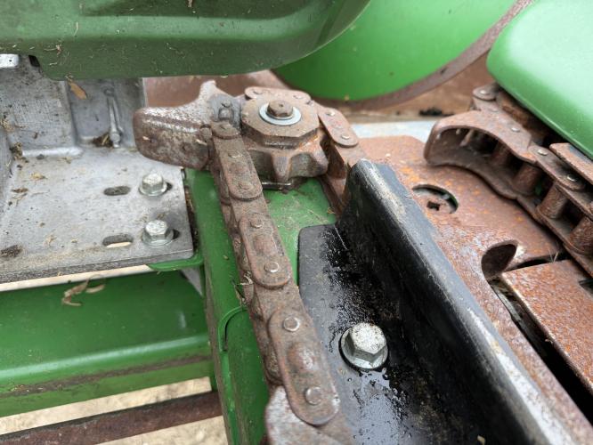 John Deere C8R