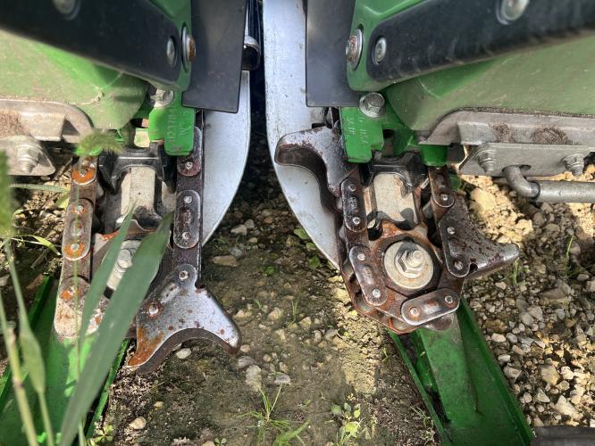John Deere C12F