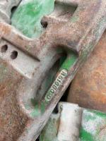 John Deere R51680 WEIGHT
