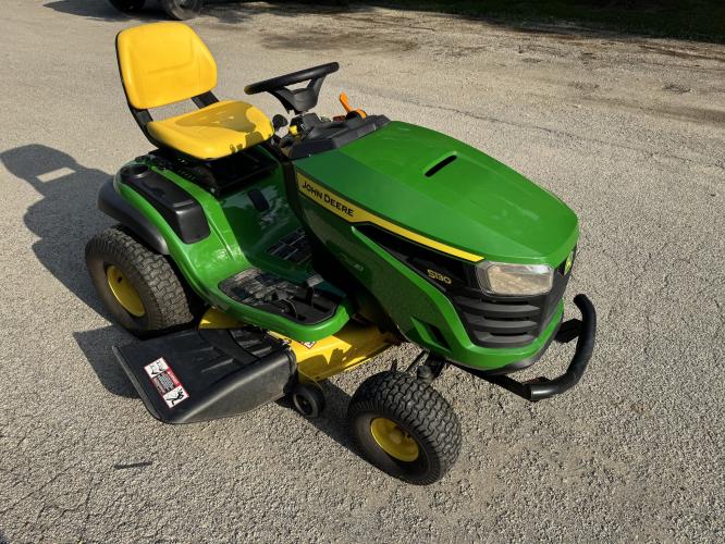 John Deere S130