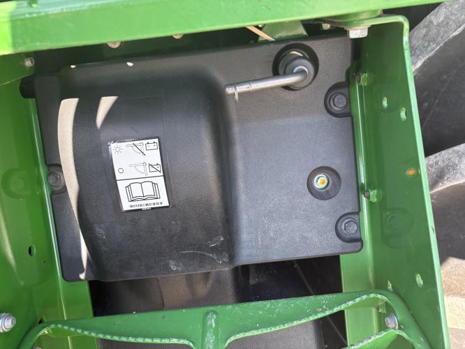 John Deere 8400R