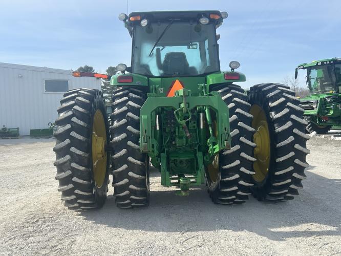John Deere 8430